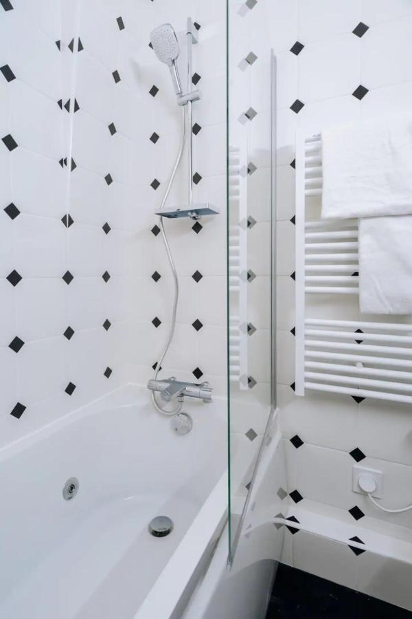Stylish 2 Bedroom Apartment In Paris Dış mekan fotoğraf